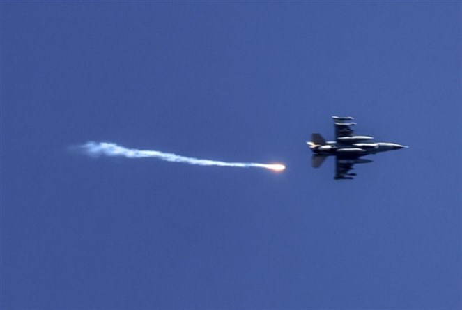 الطيران الحربي يخرق جدار الصوت فوق بيروت وجبل لبنان والجنوب!